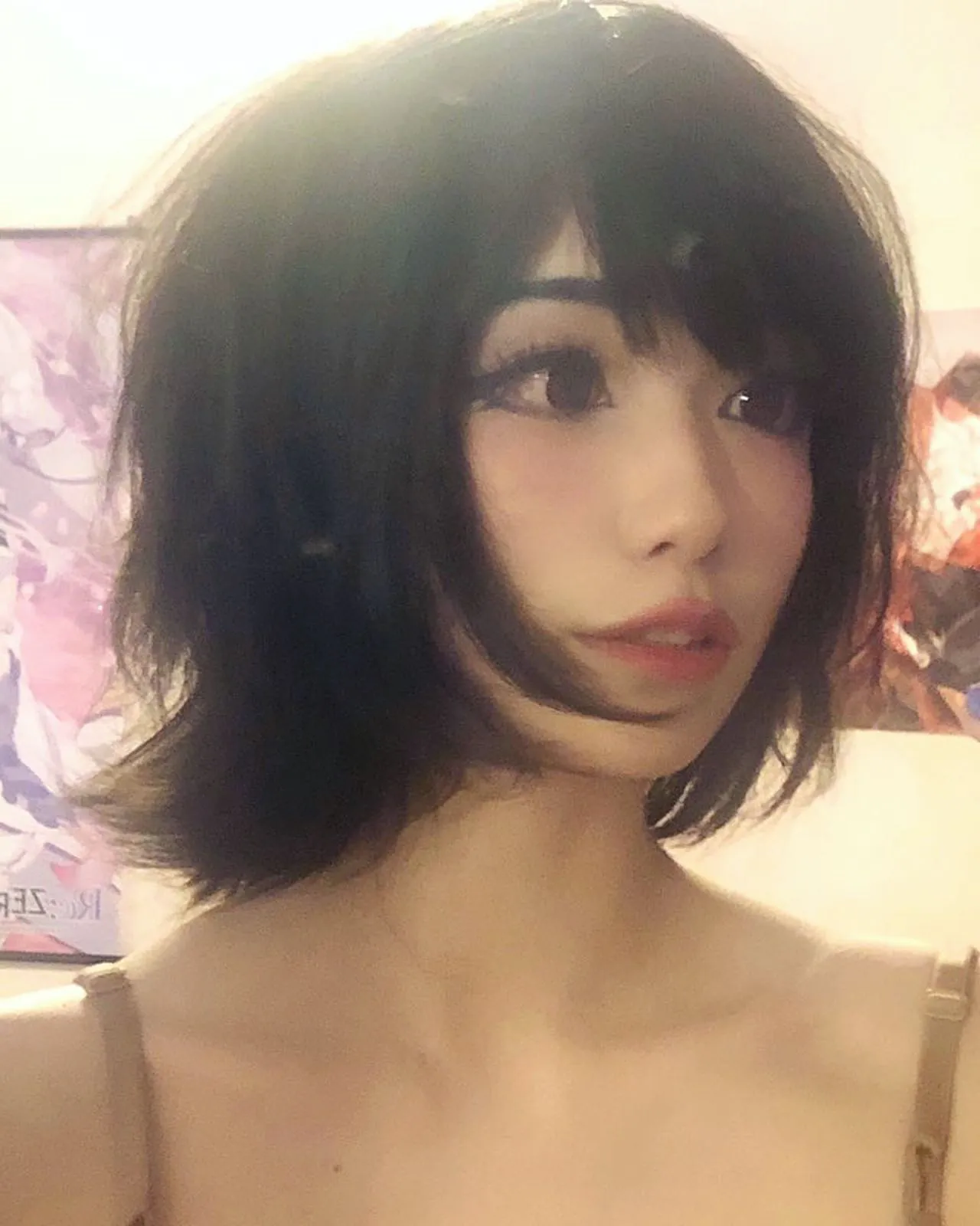 Emiru - emiru-hot-2.webp